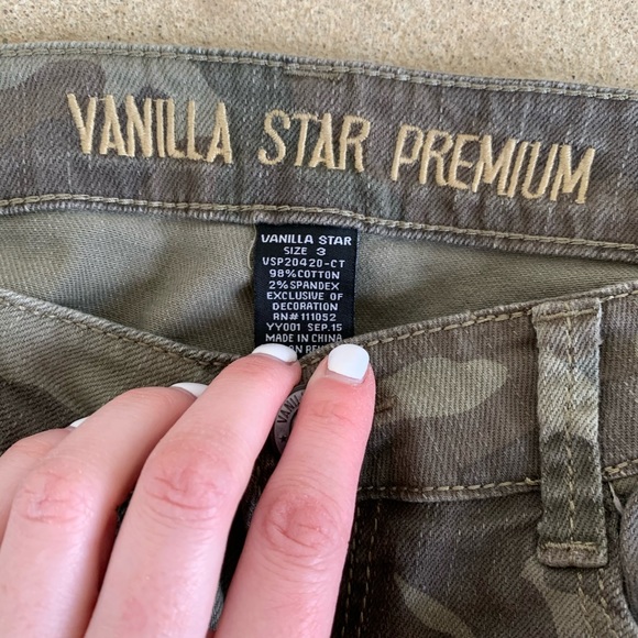 Vanilla Star camo pants - Picture 2 of 3